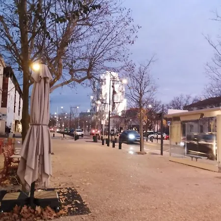 Apartment Entre Tour Luma Et Arenes
